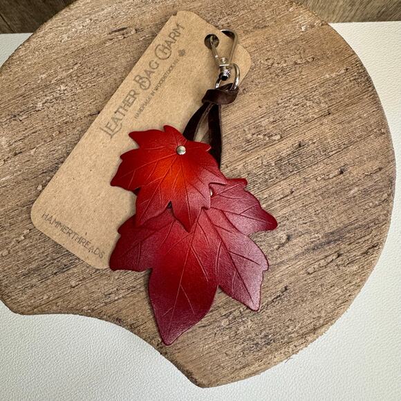Leather Purse Charm Maple Leaf Bag Charm Genuine Leather Purse Keychain NEW - Picture 3 of 7